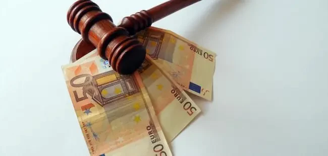 كيف تحصل على شهادة ماجستير قانون التجارة الدولية من مصر
